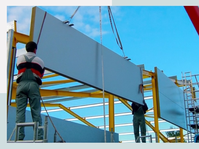 Монтаж сэндвич-панелей в Смоленске от 615 руб.